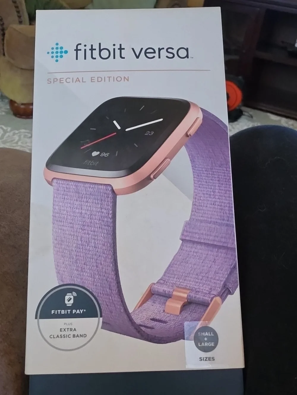 fitbit Versa Special Edition smartwatch - lavender. Scratch On Screen pricereduc